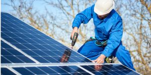 Installation Maintenance Panneaux Solaires Photovoltaïques à Pont-Salomon